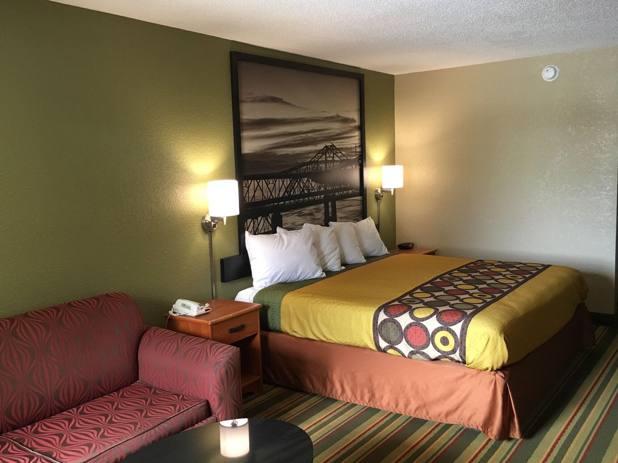Super 8 By Wyndham Meridian Exterior photo